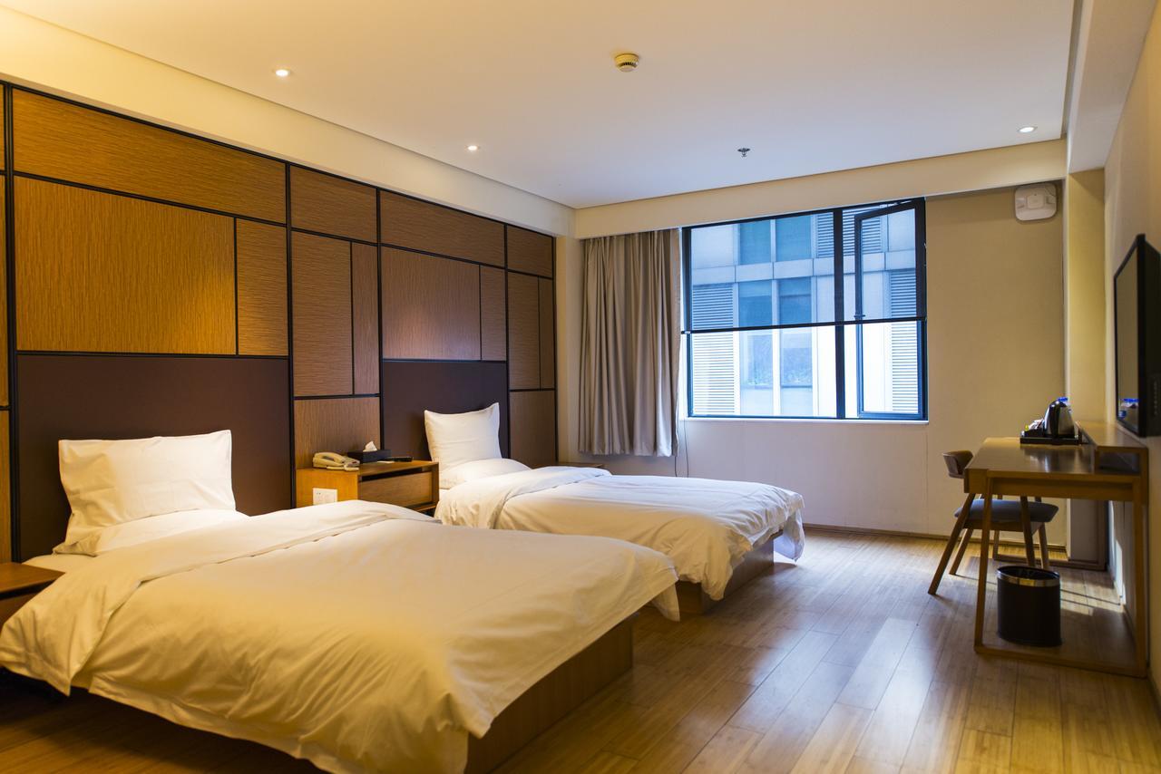 Ji Hotel Shanghai Lujiazui South Pudong Road Exterior photo