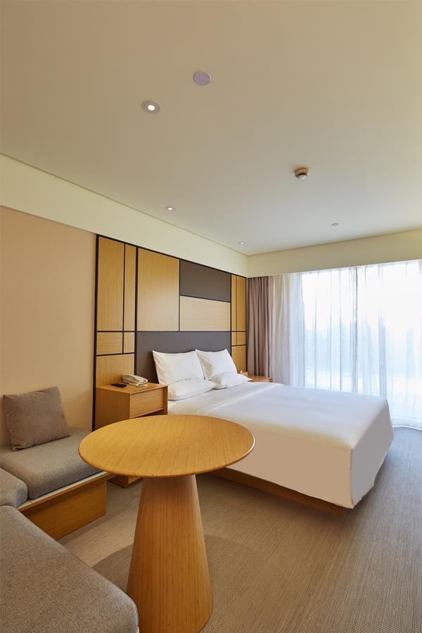 Ji Hotel Shanghai Lujiazui South Pudong Road Exterior photo